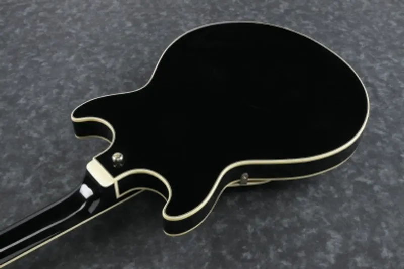 Ibanez AMH90-BK. El-Gitar