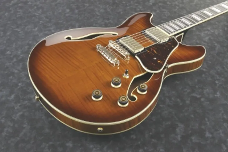 Ibanez AS93FM-VLS. El-Gitar